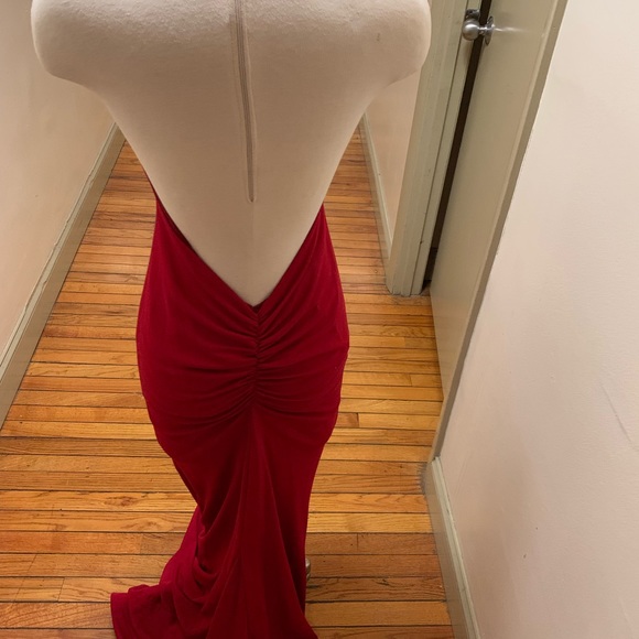 Abyss Red Backless Prom/Evening Gown Medium - Picture 2 of 3